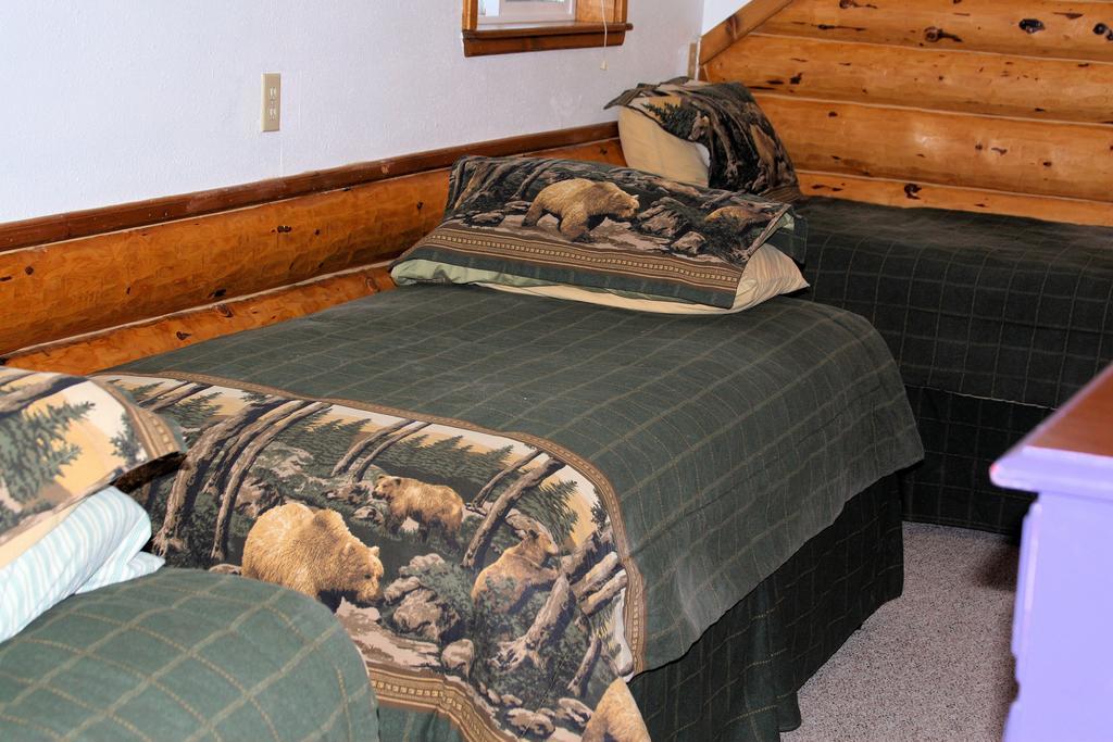 Bear Den Vacation Home Anchor Point Szoba fotó