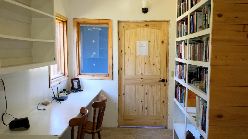 Bear Den Vacation Home Anchor Point Szoba fotó